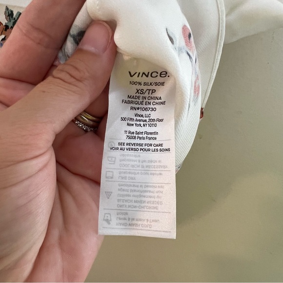 NWT VINCE- Silk Ikat Floral Draped Camisole Career Work White - Picture 8 of 9